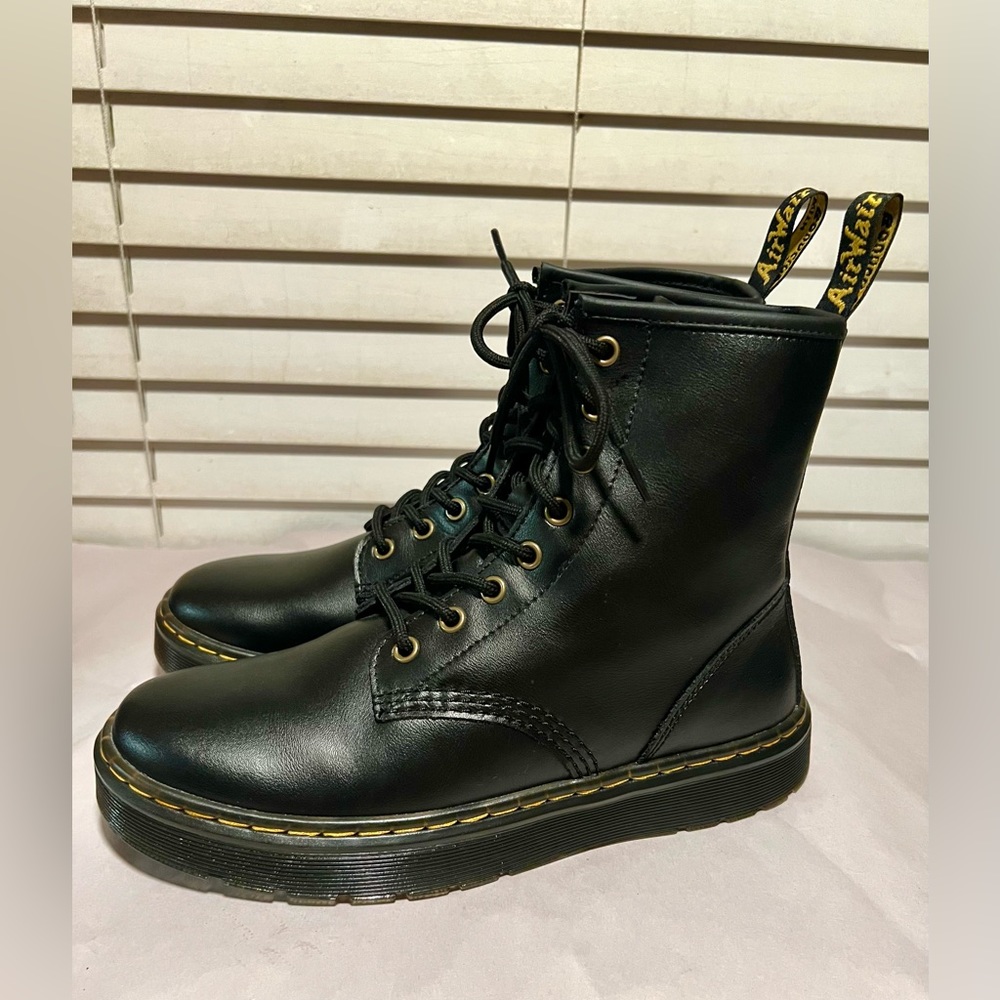 Doc Martens Zavala Womens 8 Black Leather Boots Good Condition